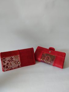 Billetera clasica dos compartimientos en cuero